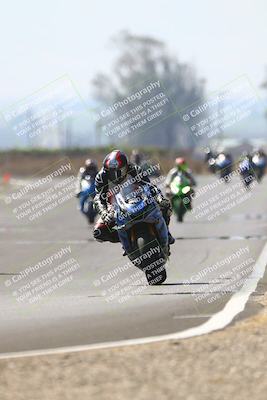 media/Sep-20-2025-TrackDaz (Sat) [[27f0cde673]]/B Group/220pm (Turn 9)/